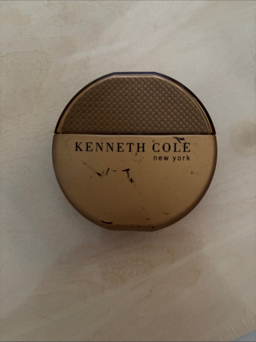 Kenneth Cole Gold Round Compact Case